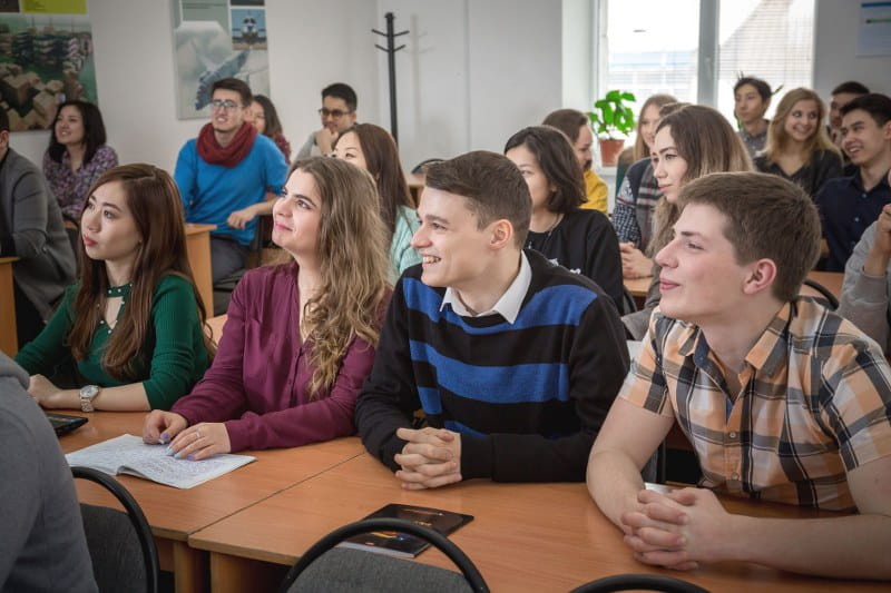 Wege an die DKU | Studierende | Modul Studieren in Zentralasien